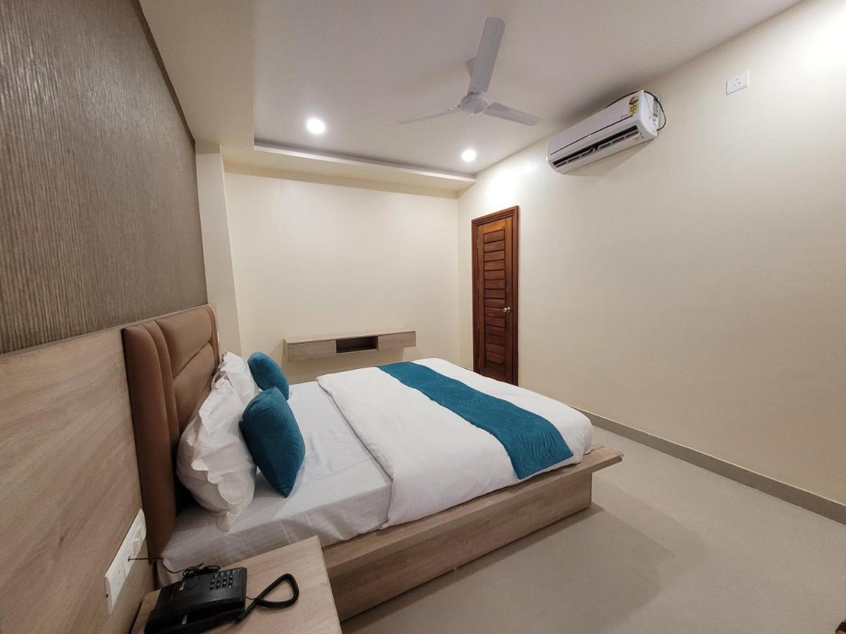 Hotel Ananda Kashi 바라나시 외부 사진