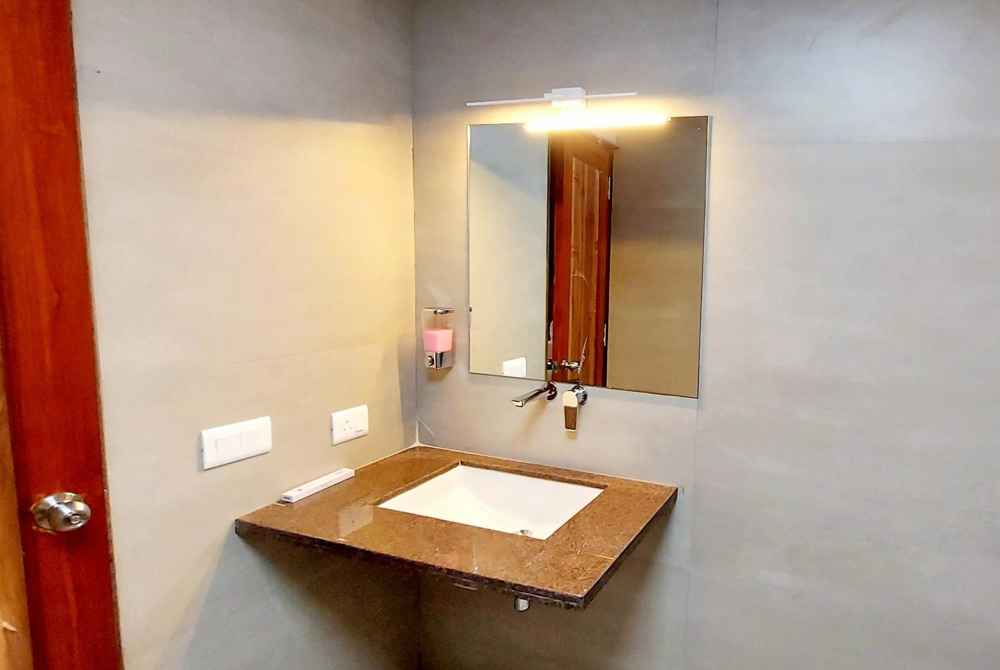 Hotel Ananda Kashi 바라나시 외부 사진